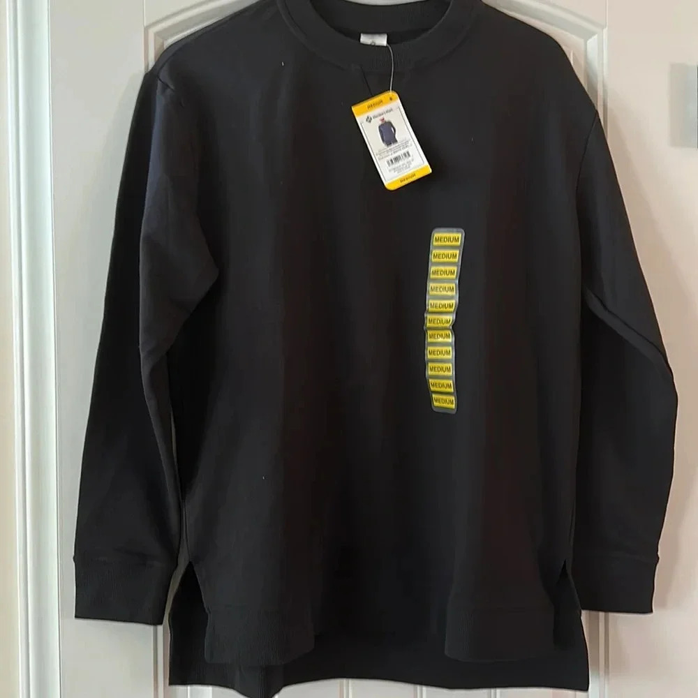 🎁NWT Crewneck Sweatshirt - Picture 1 of 1